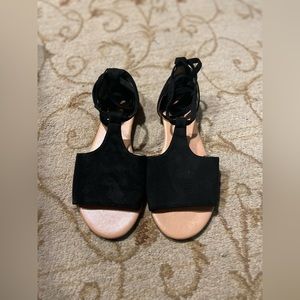 Suede strap shoe - Sz - 6.5 ( 37 )
